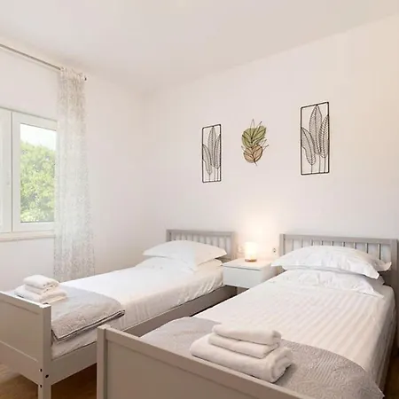 Casa Mia By Guide Вілла *