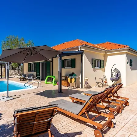 Willa Casa Mia By Guide *